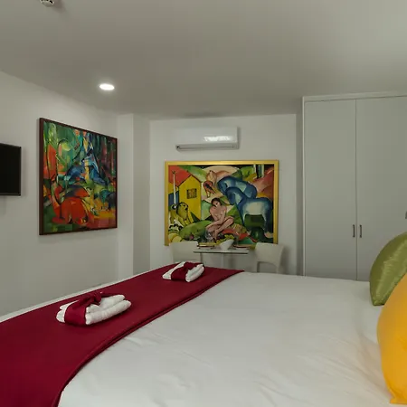 公寓式酒店 Art & Wine Boutique 拉纳卡