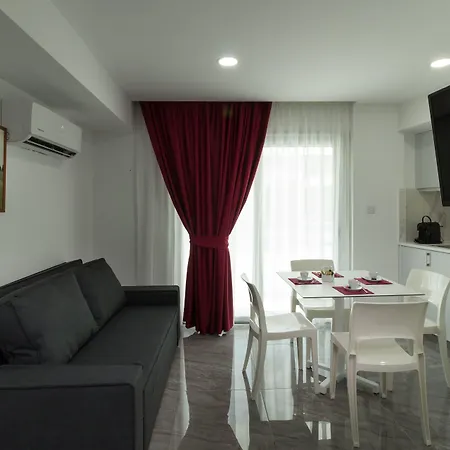 Art & Wine Boutique 4* 拉纳卡