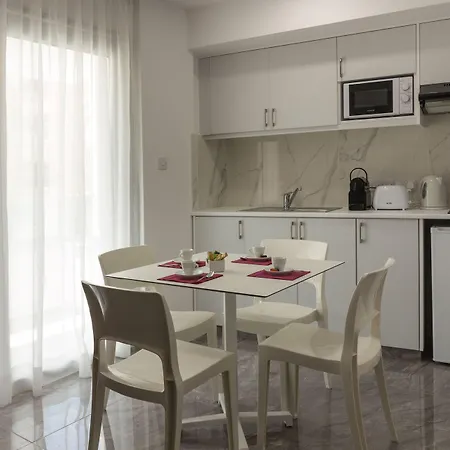 Art & Wine Boutique 4* 拉纳卡