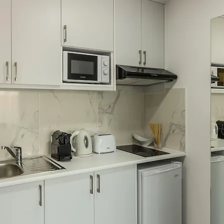 公寓式酒店 Art & Wine Boutique 4*