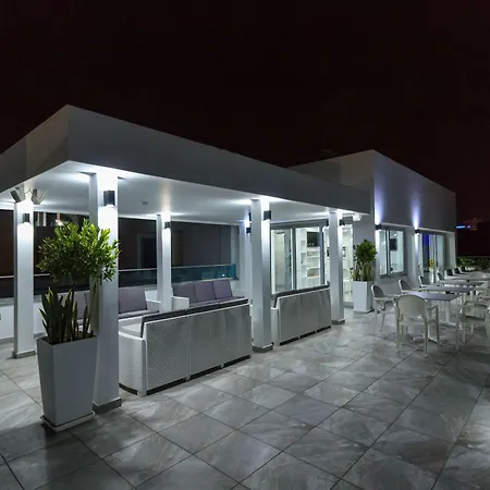 Art & Wine Boutique Apartahotel