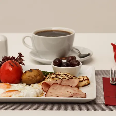 Art & Wine Boutique 公寓式酒店 拉纳卡