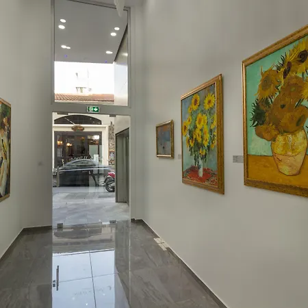 מלון דירות Art & Wine Boutique 4*