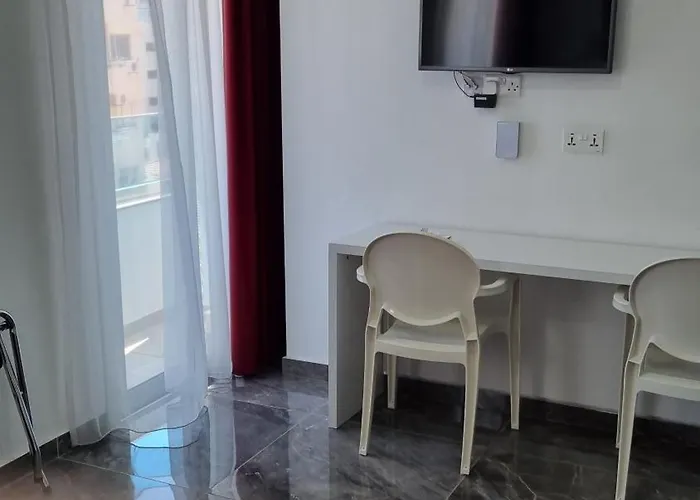 Art & Wine Boutique מלון דירות