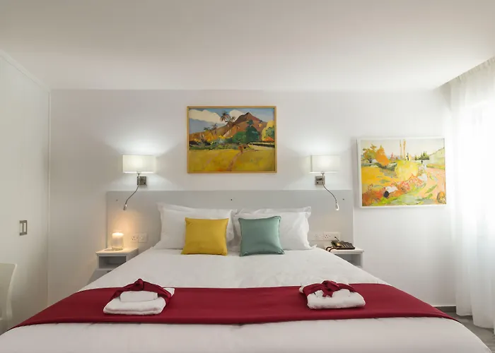 Art & Wine Boutique Lárnaca