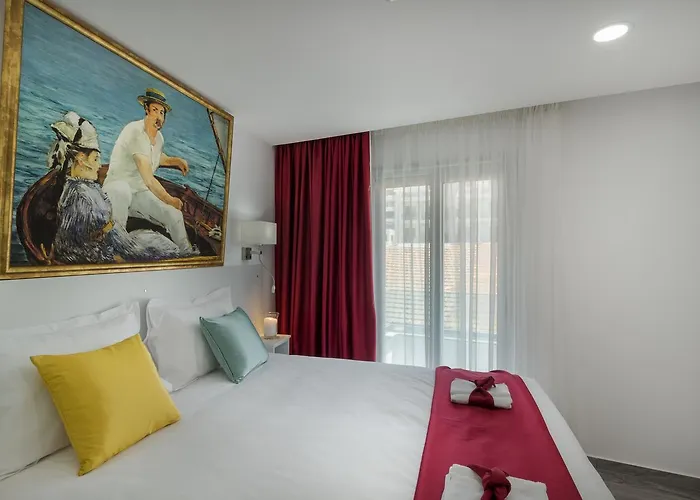 Art & Wine Boutique לרנקה