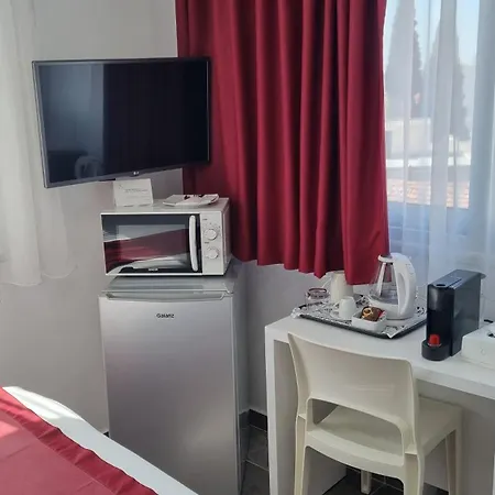 Art & Wine Boutique Aparthotel Larnaca