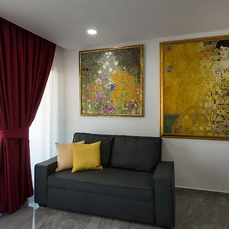 Apartmanhotel Art & Wine Boutique 4*