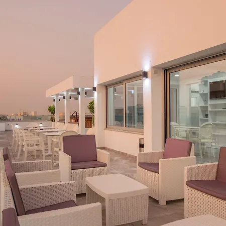 Apartmanhotel Art & Wine Boutique 4*