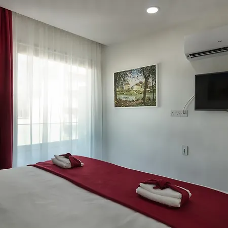 Art & Wine Boutique Aparthotel