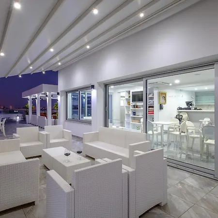 Art & Wine Boutique 4* Lárnaka