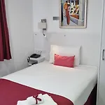 公寓式酒店 Art & Wine Boutique 拉纳卡
