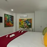 公寓式酒店 Art & Wine Boutique 拉纳卡